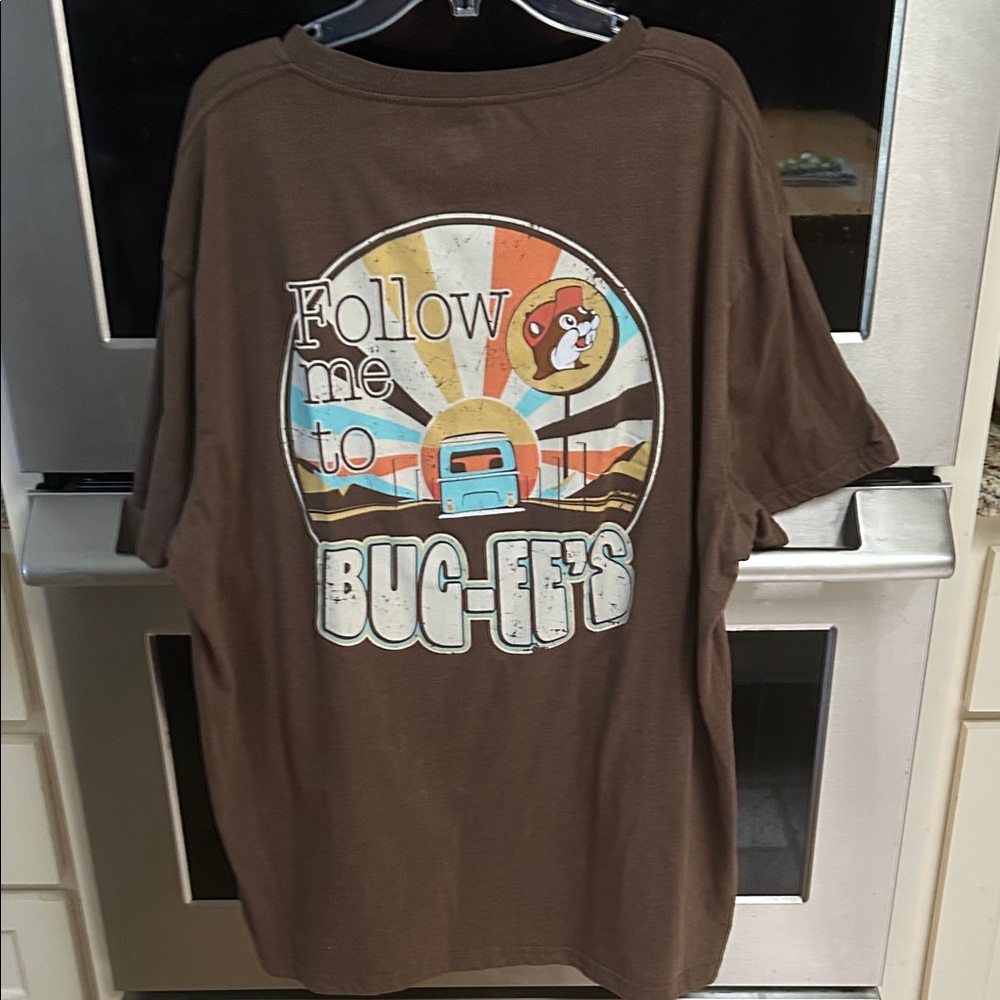 Buc-ee’s Graphic Short Sleeve Tee
